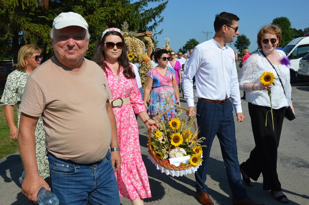 W niedzielę w Józefowie nad Wisłą odbyły się Dożynki Gminne