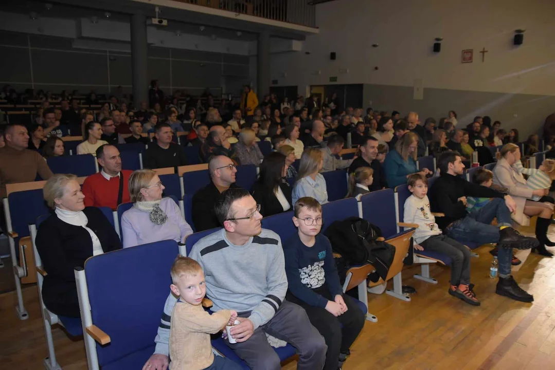 NOWOROCZNY KONCERT UCZNIÓW PAŃSTWOWEJ SZKOŁY MUZYCZNEJ W ŁUKOWIE