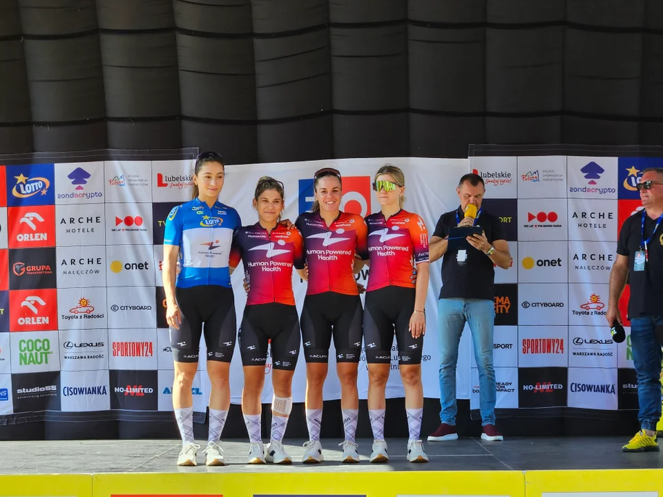 Nałęczów w centrum sportowych wydarzeń – finałowy etap Tour de Pologne Women wyruszył z Parku Zdrojowego