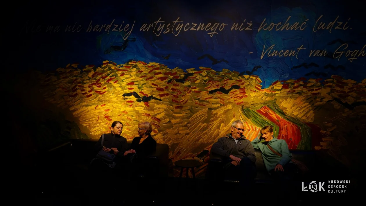 Słuchacze ŁUTW na wystawie „Van Gogh & Friends” oraz w Muzeum POLIN w Warszawie