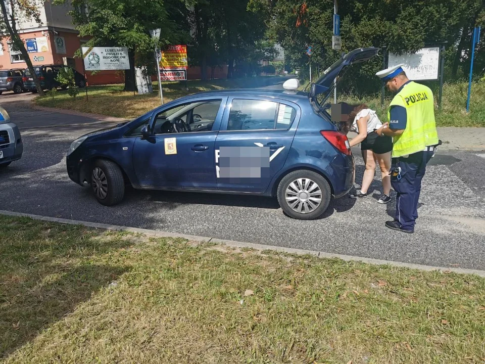 Lublin: Wzmożone kontrole taksówek na aplikację. Prawie 30 kierowców ukarano mandatami