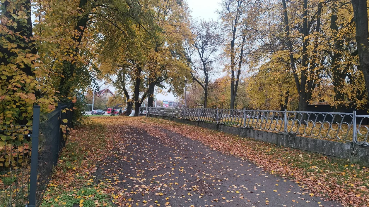 Lublin: Łatwiej dojedziesz do kościoła na Poczekajce. Znaleźli na to sposób, ale na ruchliwą al. Kraśnicką już nie wyjedziesz!