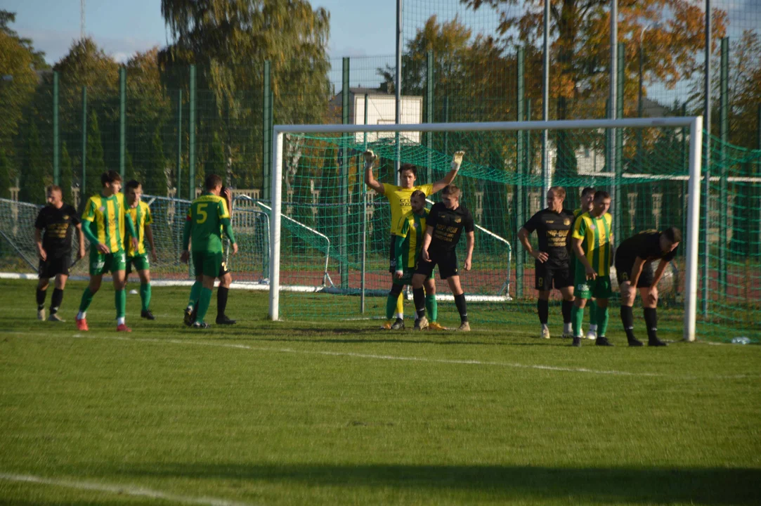 Żyrzyniak Żyrzyn - Amator Rososz-Leopoldów