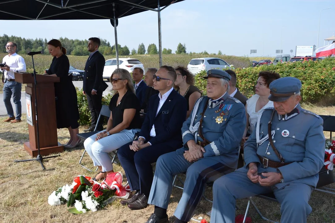 Uroczystość odsłonięcia ronda im. generała Tadeusza Rozwadowskiego w Chodlu