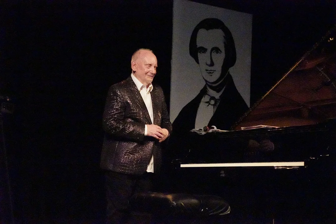 Włodzimierz Nahorny wrócił do Radzynia. Sala ROK wypełniła się po brzegi - Zdjęcie główne