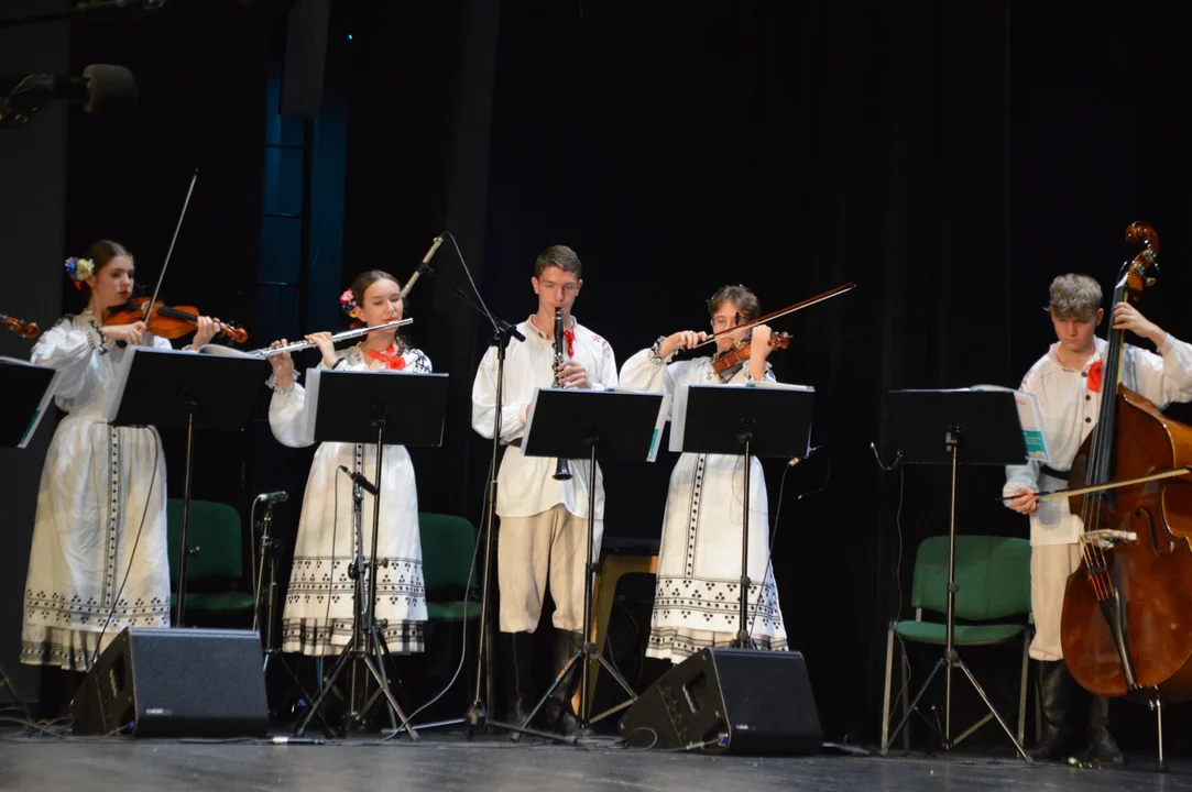 I Ogólnopolski Przegląd Folklorystyczny "Z kulturą PoWiśle"