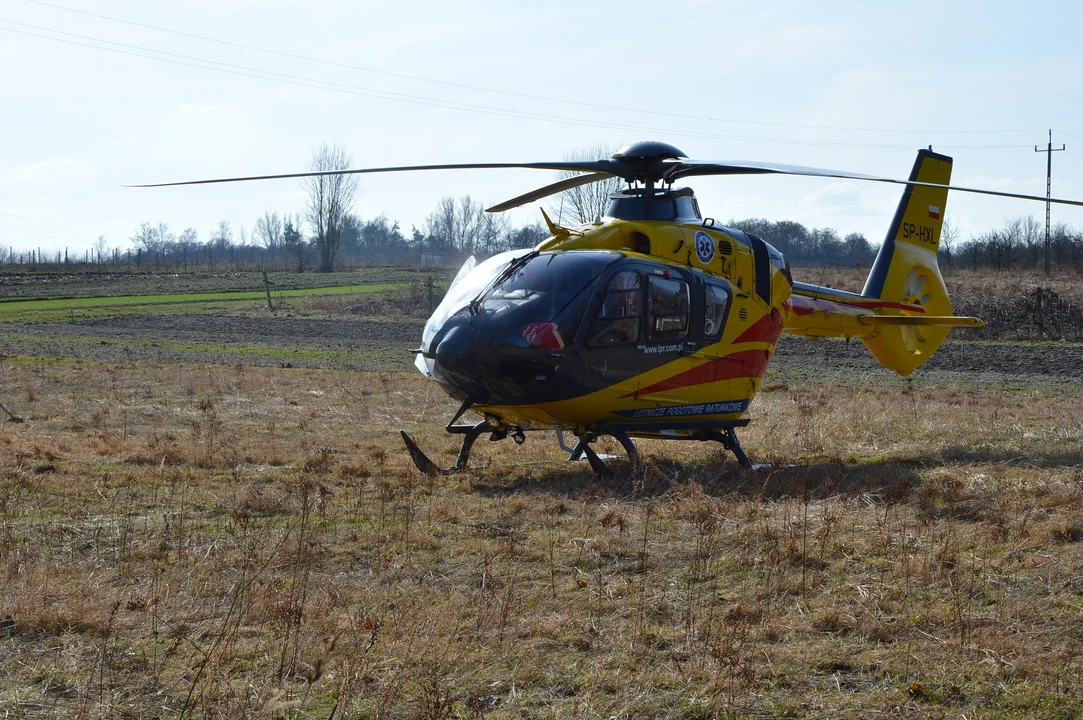 Wypadek drogowy w Kawęczynie