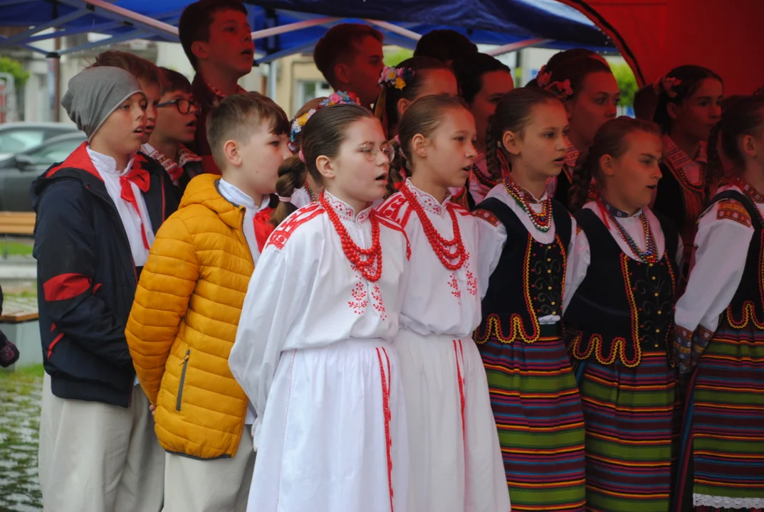 Opole Lubelskie: Poświęcenie i odsłonięcie tablicy Św. Jana Pawła II