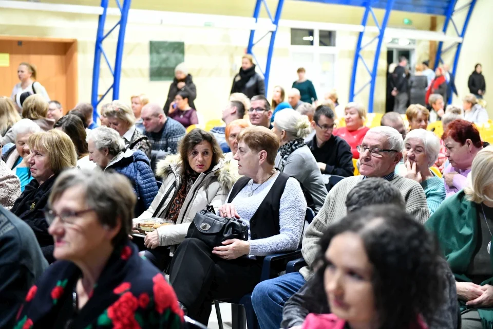 "Koncert kolęd i słodkich serc"