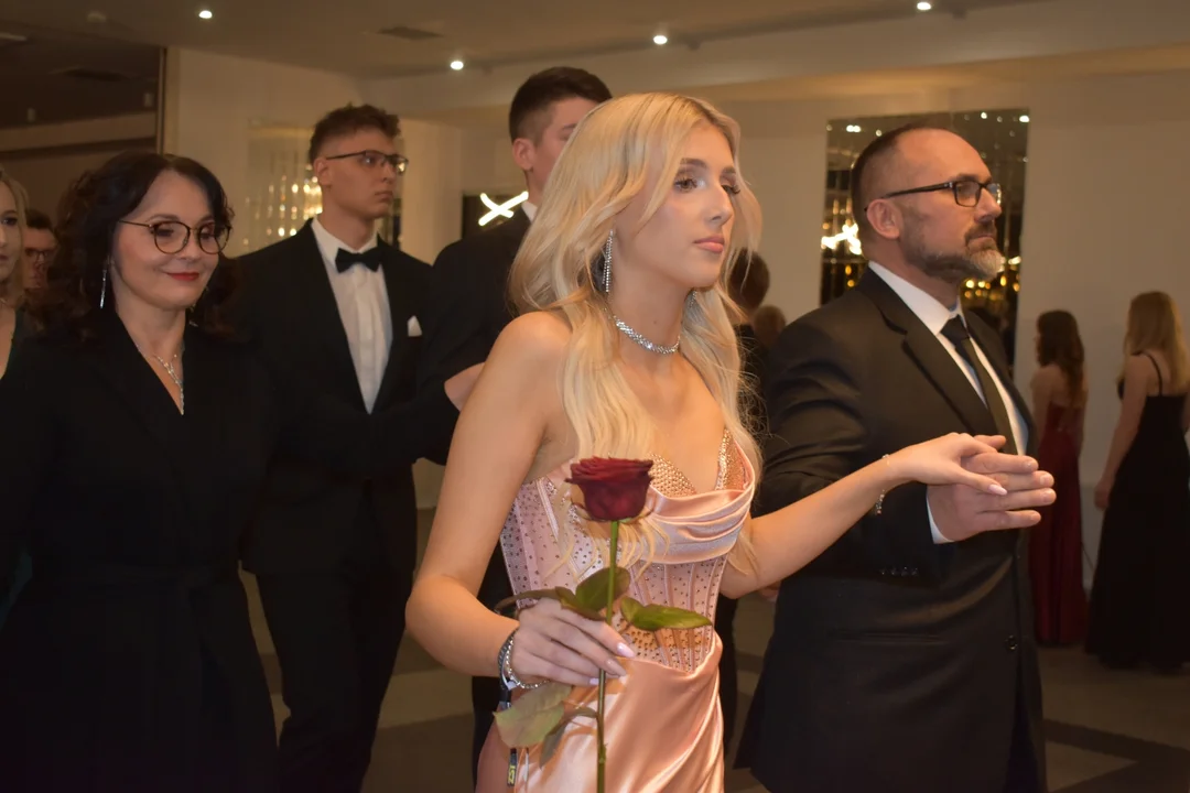 Polonez maturzystów ZST w Puławach