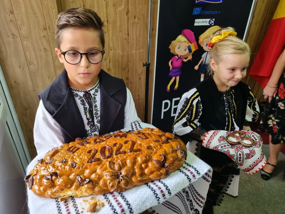 Nauczyciele z Zespołu Szkół w Czerśli z wizyta w  Rumunii. Z Erasmusem+