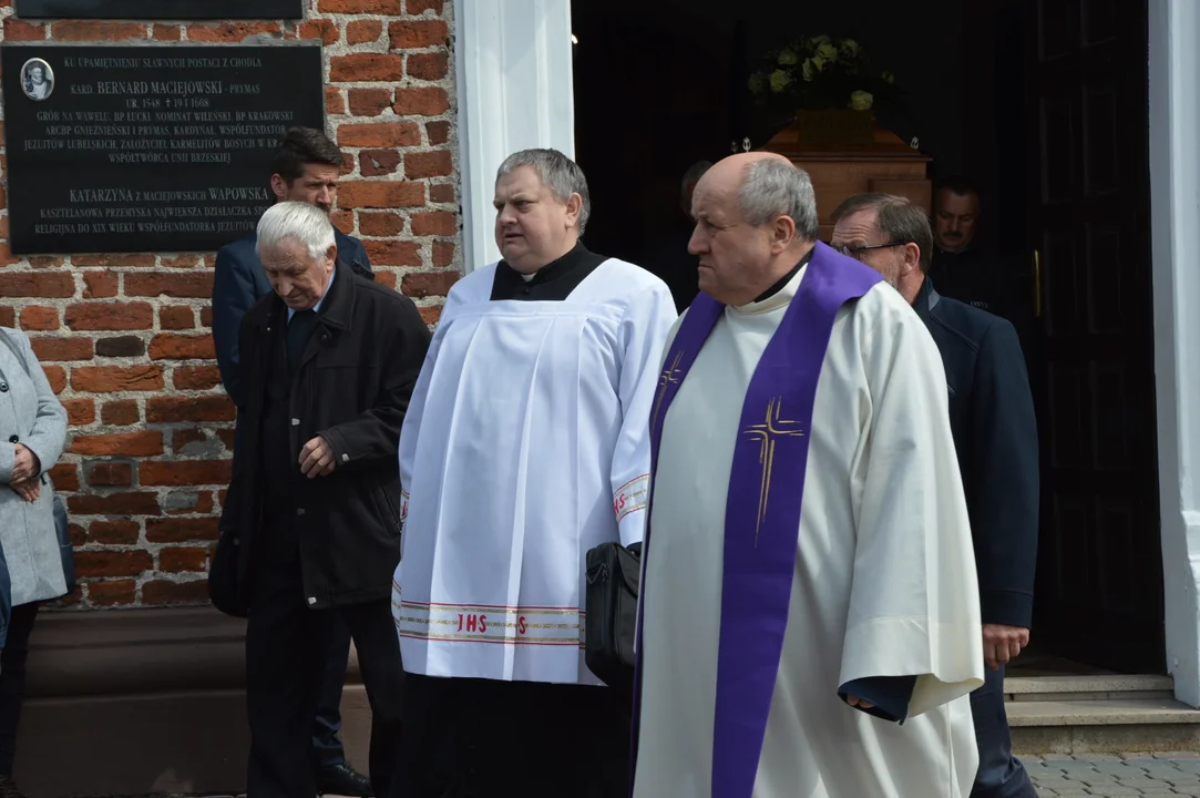 Uroczystość pogrzebowa ks. Leona Pietronia