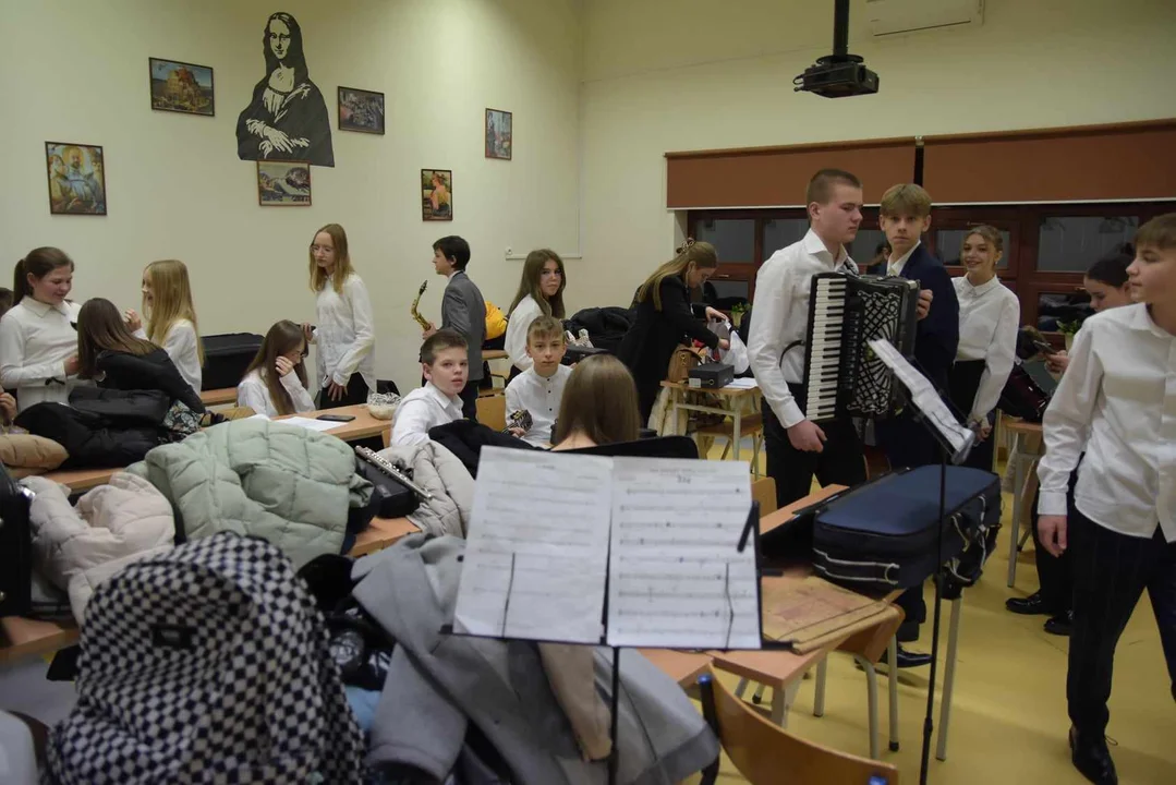NOWOROCZNY KONCERT UCZNIÓW PAŃSTWOWEJ SZKOŁY MUZYCZNEJ W ŁUKOWIE