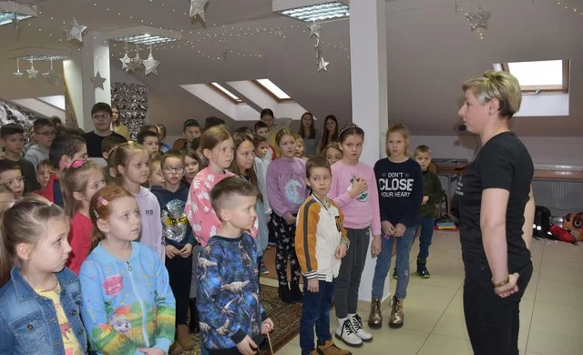 GMINA KRZYWDA Wycieczki, kino i zabawy(ZDJĘCIA) Ferie z biblioteką w Krzywdzie