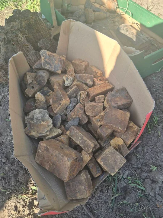 Pokaźny arsenał z czasów II wojny znaleziony w woj. lubelskim. Mieszkańcy ewakuowani