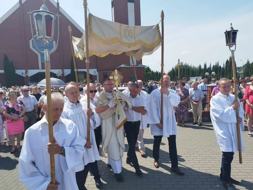 Uroczystość Najświętszego Ciała i Krwi Chrystusa w parafii Świetego Brata Alberta w Łukowie