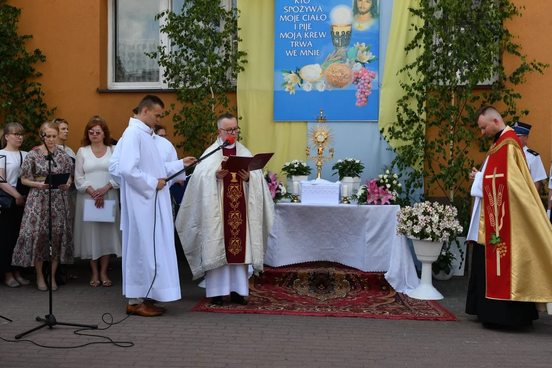 Boże Ciało w Parafii Przemienienia Pańskiego w Łukowie [ZDJĘCIA] - Zdjęcie główne