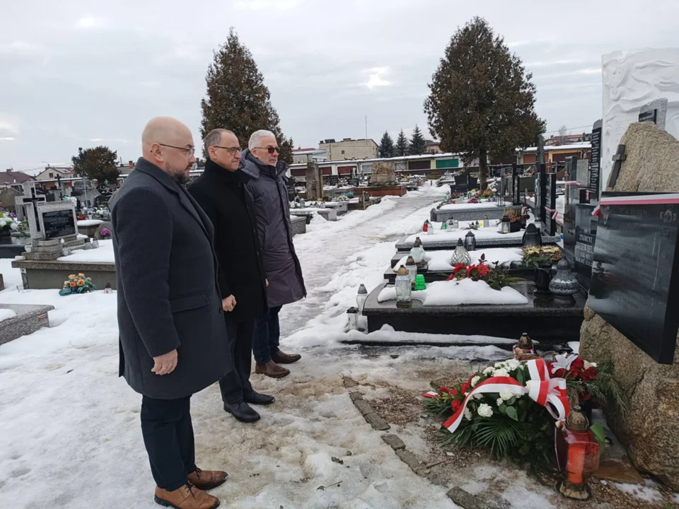 Dzień Pamięci Żołnierzy Armii Krajowej. Lubartowskie samorządy  uczciły bohaterów (zdjęcia) - Zdjęcie główne