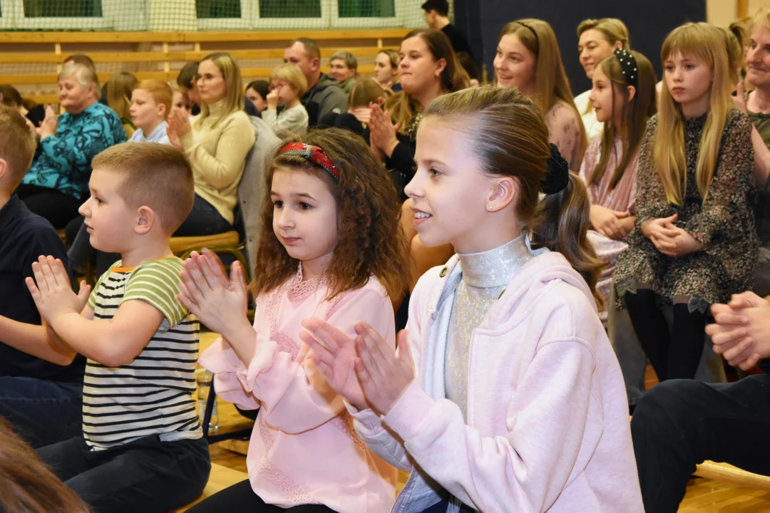 Ale zdolni młodzi ludzie! Gminny Przegląd Talentów w Krzywdzie