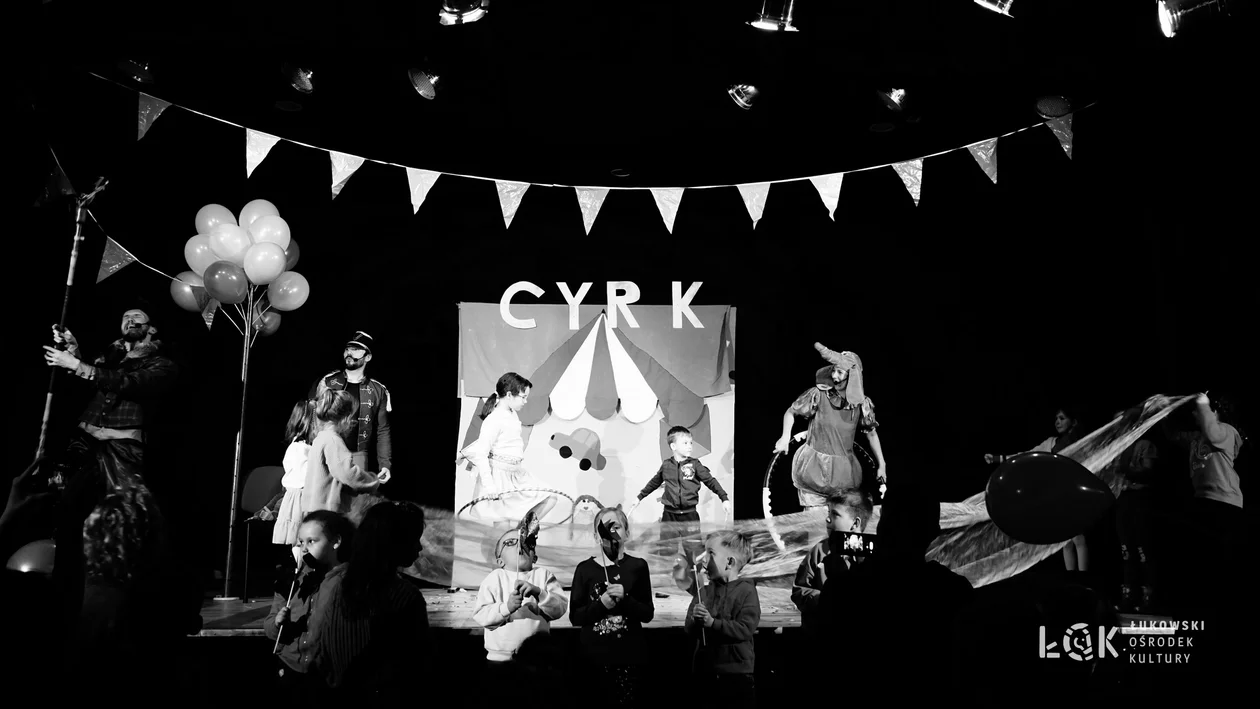 Niedziela z teatrem „Cyrk w ogrodzie”