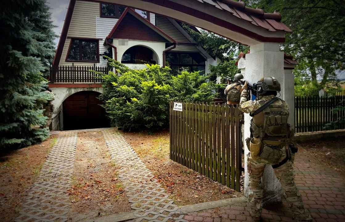 Budynki do rozbiórki zamiast poligonu. Nietypowe ćwiczenia lubelskich kontrterrorystów