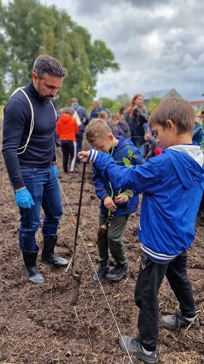 Sprzątanie w ramach akcji "Czysta Polska"