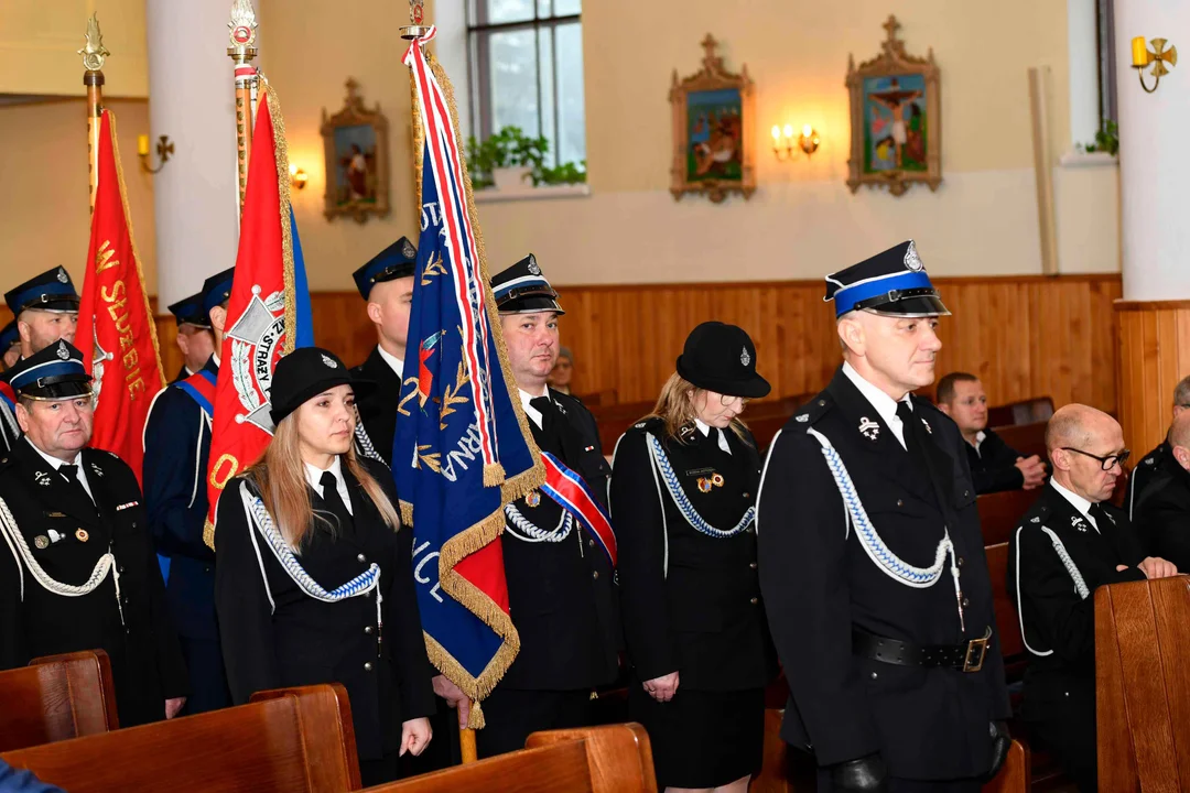 Zarzec Łukowski Msza Św. w intencji zmarłych strażaków z gminy Łuków