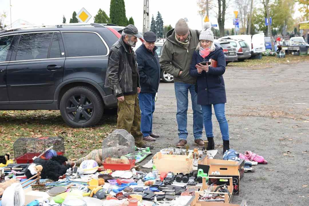 Pchli Targ  w niedzielę 5 listopada