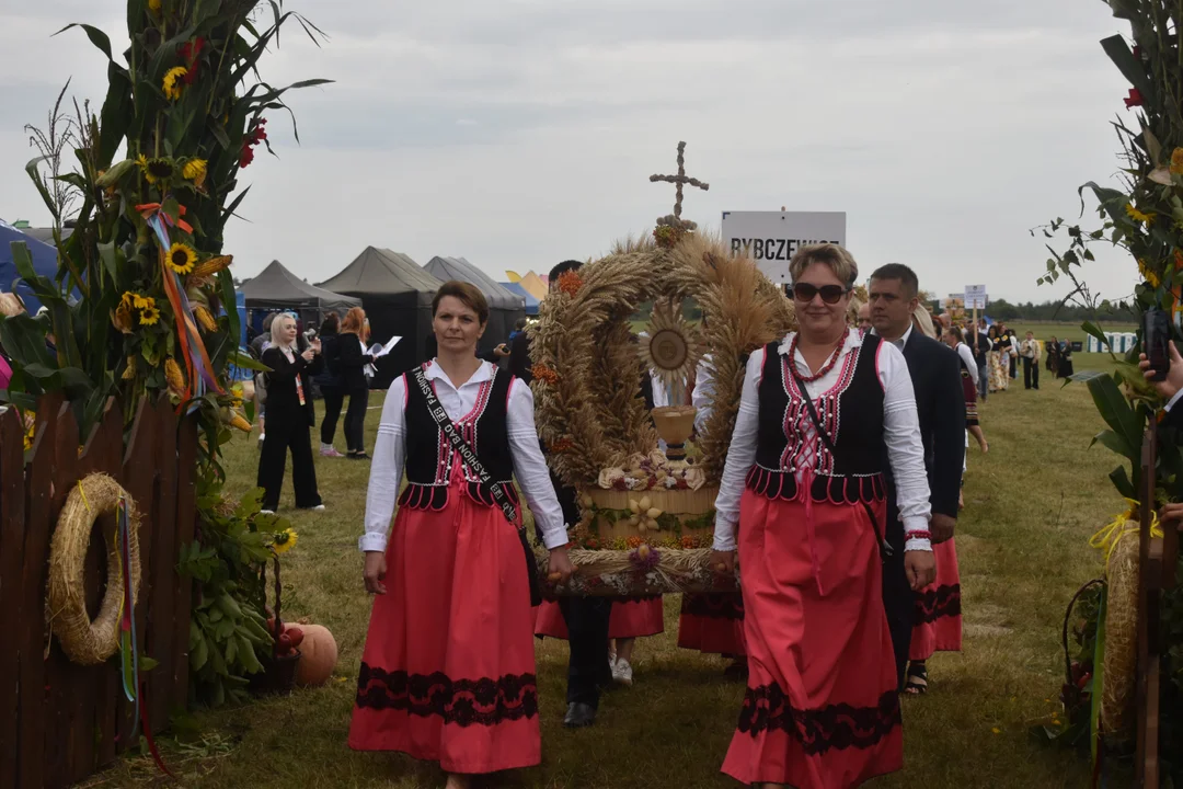 Dożynki Województwa Lubelskiego w Świdniku. Tak dziękowali za plony [ZDJĘCIA CZ. 1]