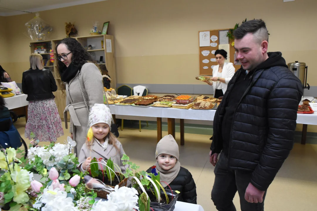 Piękne ozdoby wielkanocne na kiermaszu w Anielinie