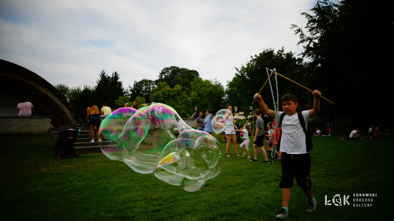 Festiwal Balonów, Baniek Mydlanych i Kolorów w Parku Miejskim w Łukowie