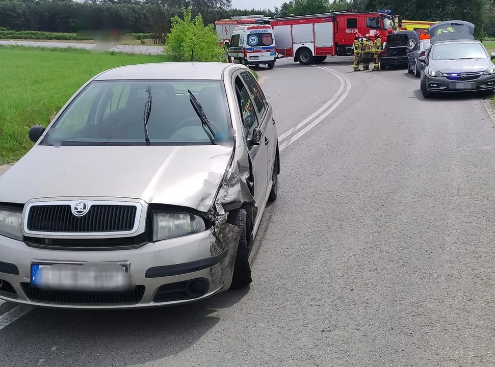 Zderzenia samochodów w Karczmiskach