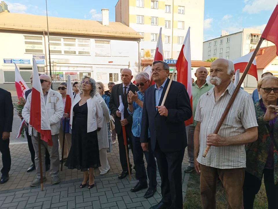 Biłgoraj oddaje hołd ofiarom Rzezi Wołyńskiej (foto) - Zdjęcie główne
