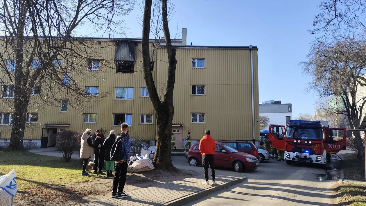Lublin: Pożar w bloku na Wieniawie. Paliło się jedno z mieszkań