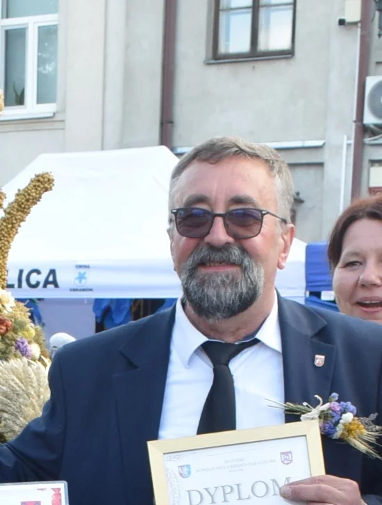Odeszli samorządowcy, regionaliści, duchowni