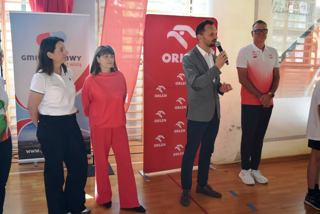 Gm. Puławy: Sportowcy spotkali się z uczniami w Górze Puławskiej (zdjęcia)