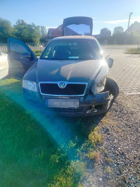 Lubelskie: Samochód uderzył w skarpę, kierowca prawdopodobnie zasnął za kółkiem. Dziecko w szpitalu