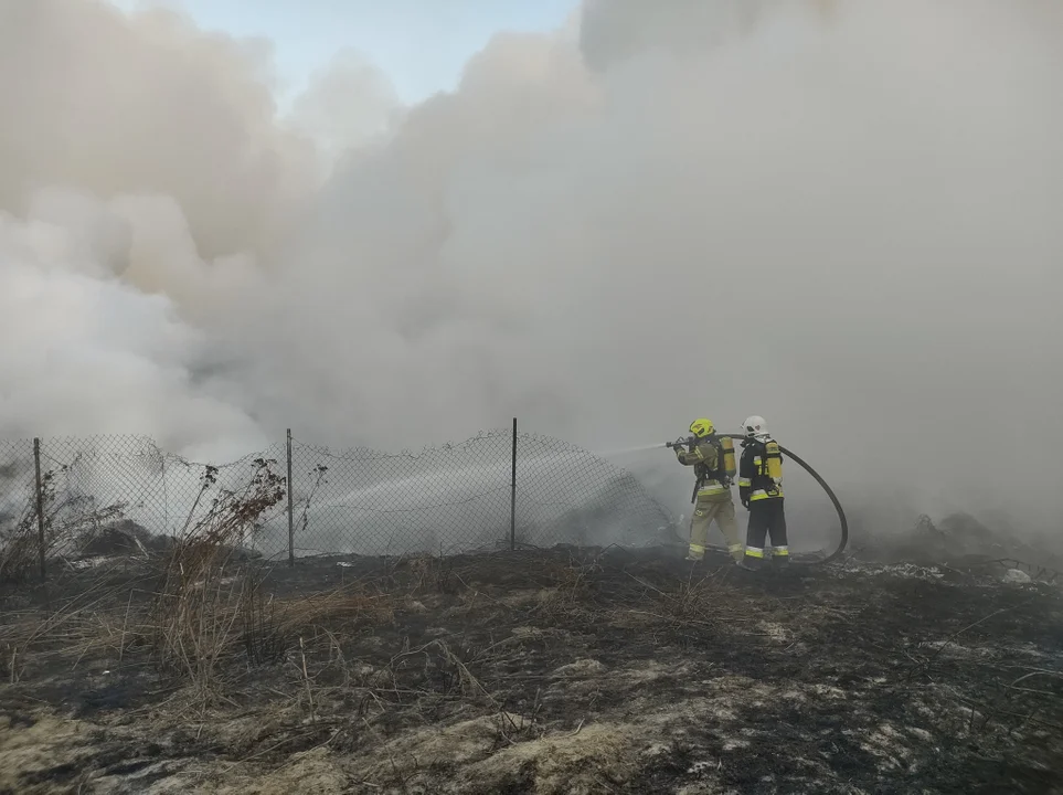 Paliła się sortownia na Lubelszczyźnie. Kazali zamykać okna nawet w sąsiednim powiecie