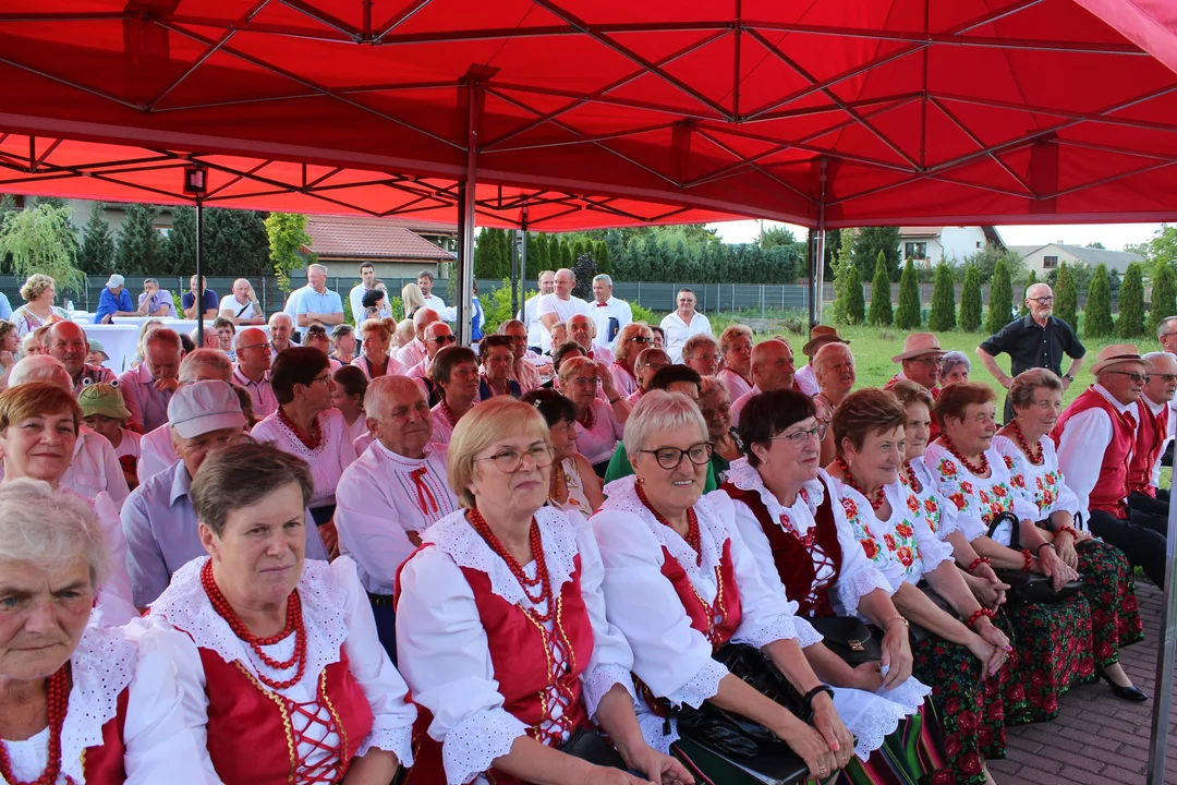 V Kobiałczański Przegląd Zespołów Ludowych "Śpiewam ja se śpiewam"