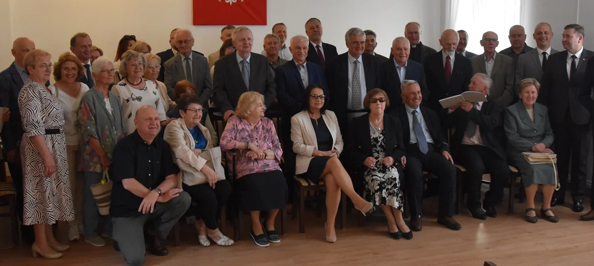Żelechów uhonorował wyjątkowego pedagoga. Odsłonięto ulicę imienia Mariana Buksińskiego - Zdjęcie główne