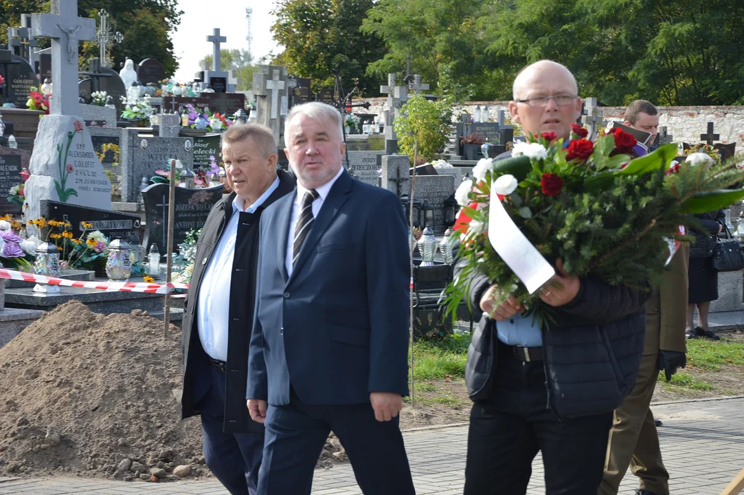 Odsłonięcie nagrobka żołnierza AK Karola Chlebickiego w Chodlu