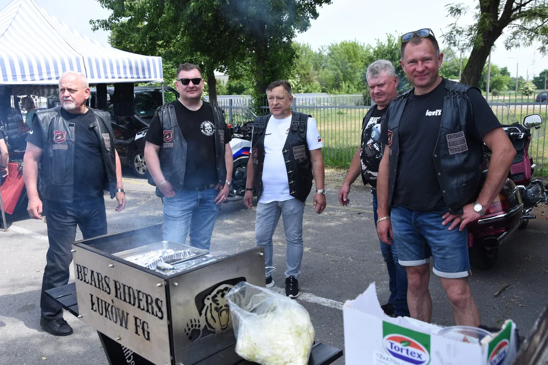 Motocykliści opanowali Łuków. Część I