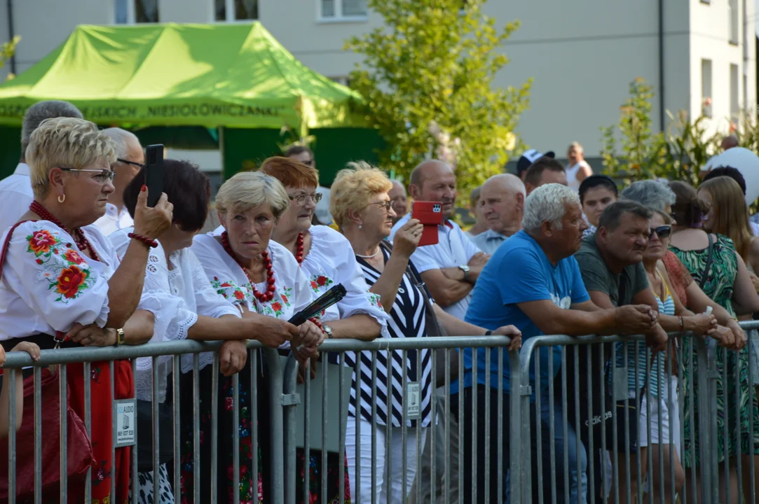 W niedzielę w Józefowie nad Wisłą odbyły się Dożynki Gminne