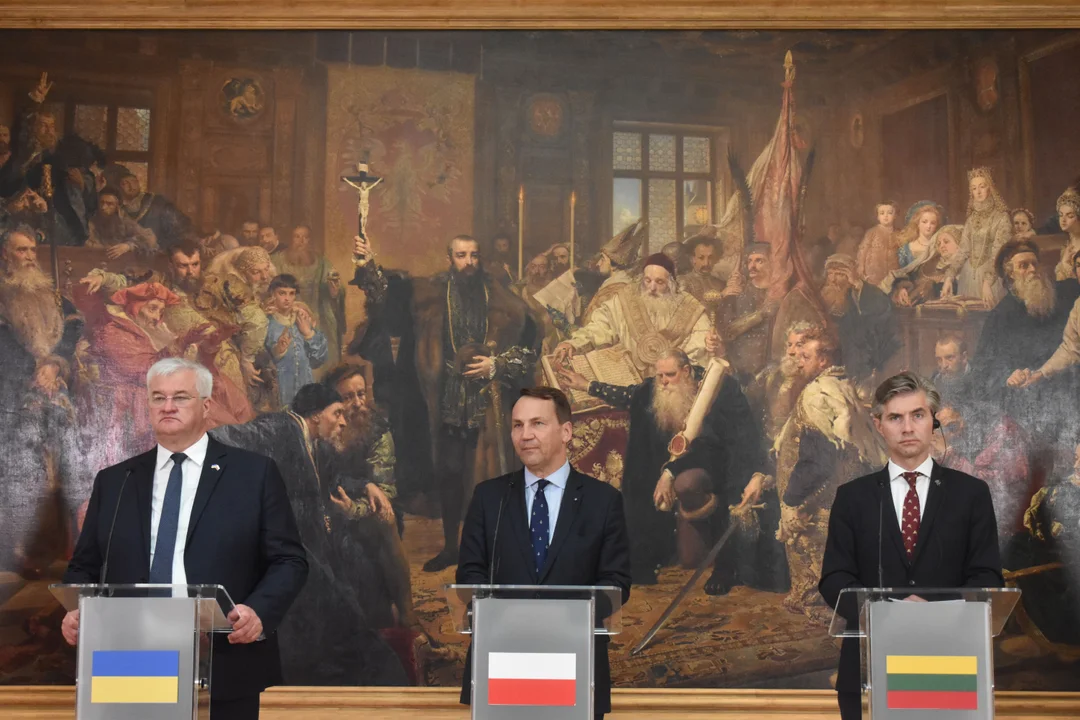 Radosław Sikorski w Lublinie. "Polska i Litwa wspierają Ukrainę politycznie w obliczu rosyjskiej agresji"
