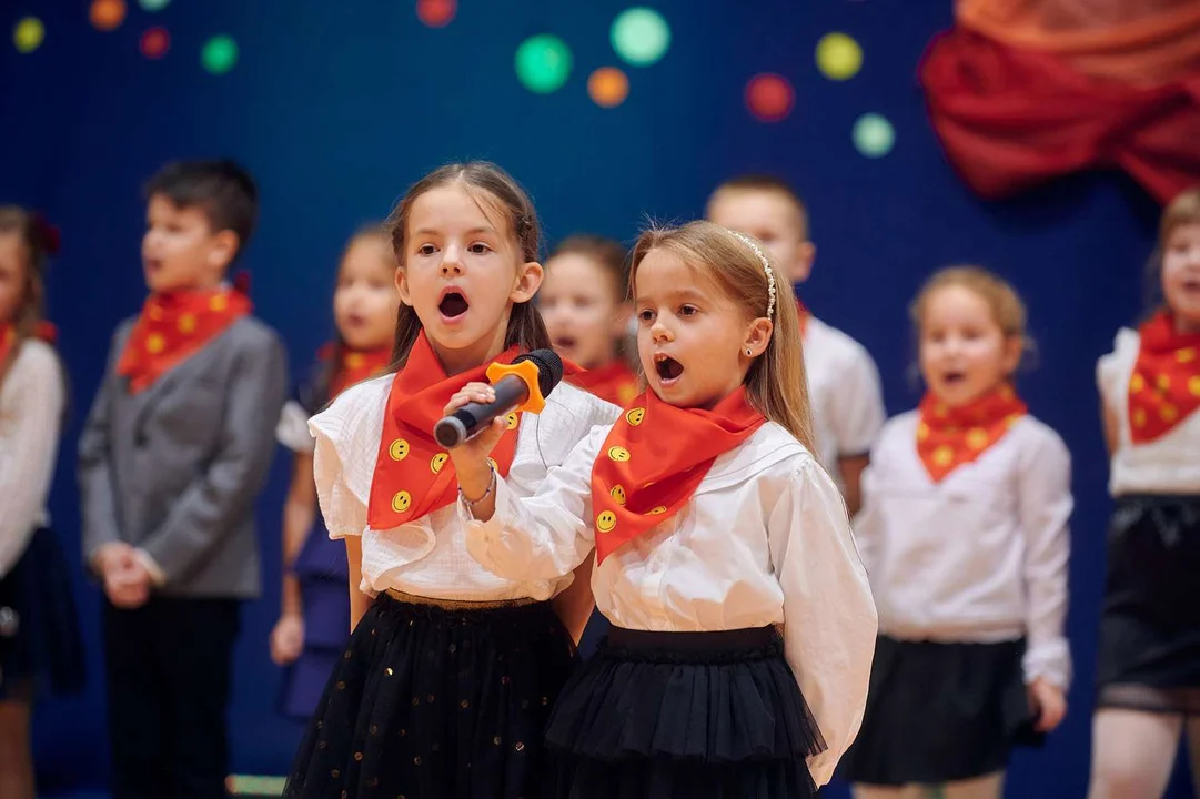 Parczew. Za nami ślubowanie klas pierwszych - Zdjęcie główne