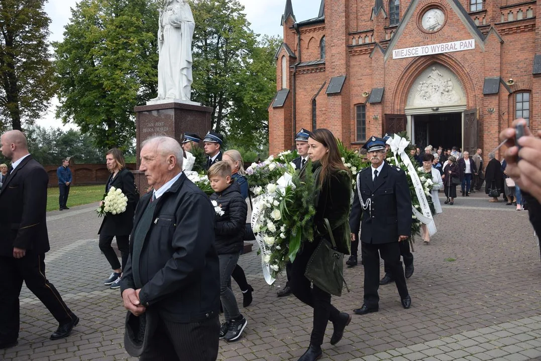 Uroczystości pogrzebowe śp. ks. kanonika Henryka Prządki