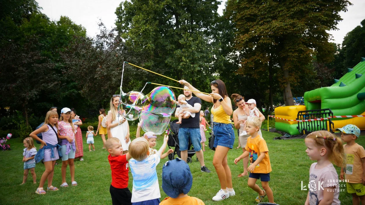 Festiwal Balonów, Baniek Mydlanych i Kolorów w Parku Miejskim w Łukowie