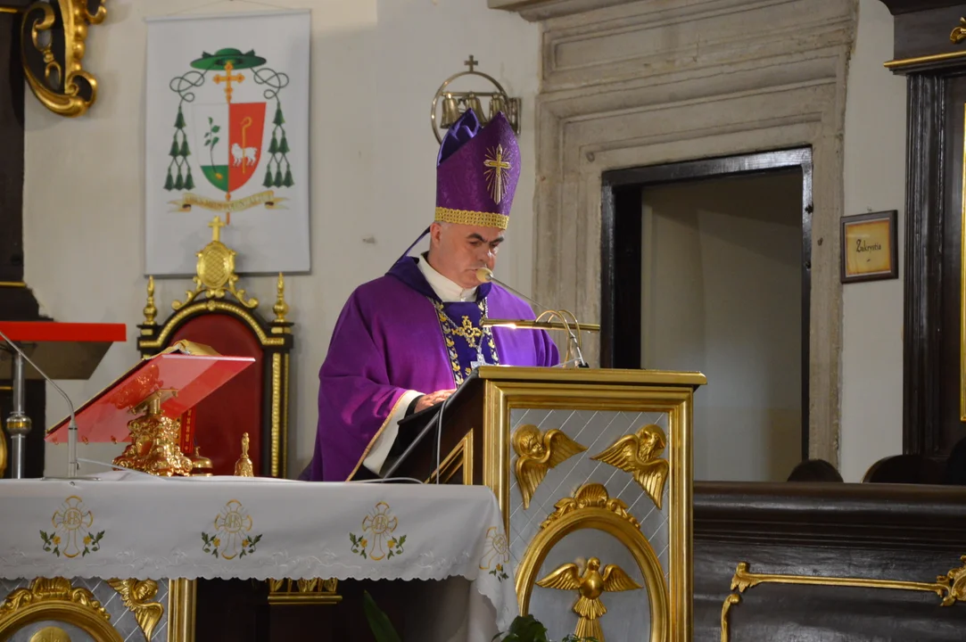 Odsłonięcie nagrobka żołnierza AK Karola Chlebickiego w Chodlu