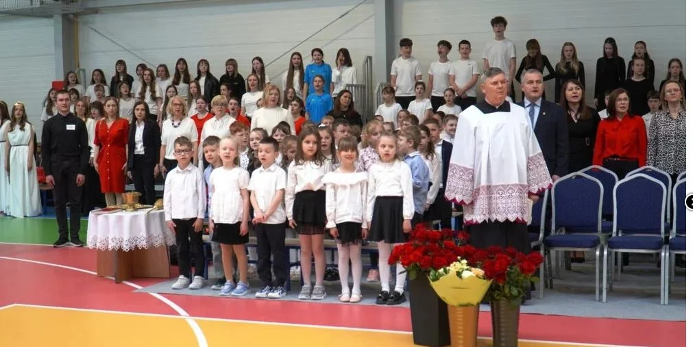 Otwarcie hali sportowej w Trzebieszowie Drugim