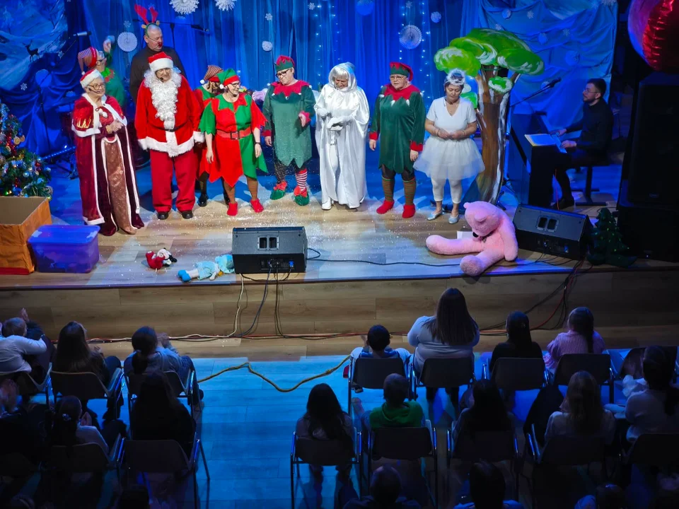 Muzyczno-artystyczna inauguracja roku w Gminnym Domu Kultury w Sobolewie - Zdjęcie główne